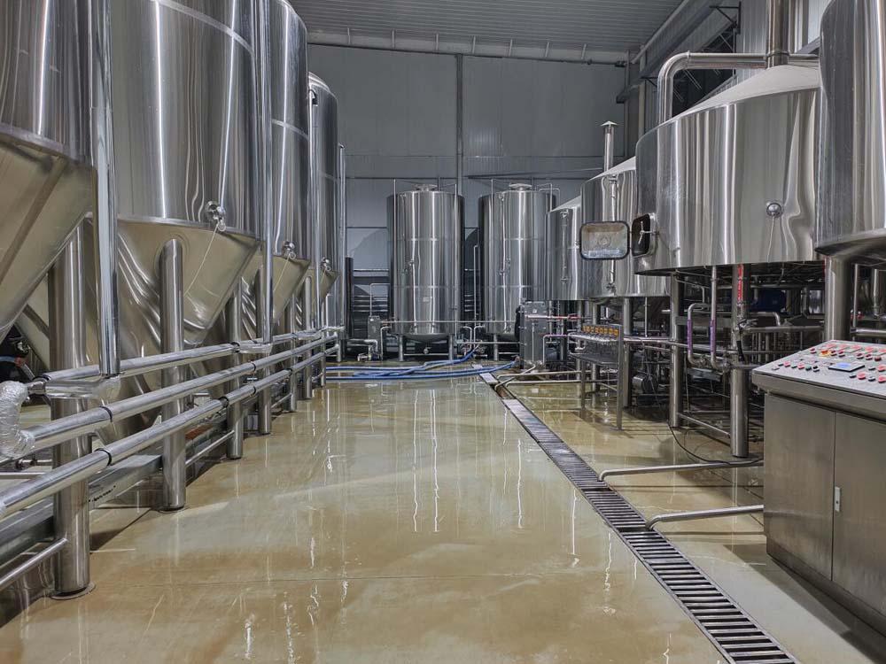 120HL REGIONAL BEER FACTORY